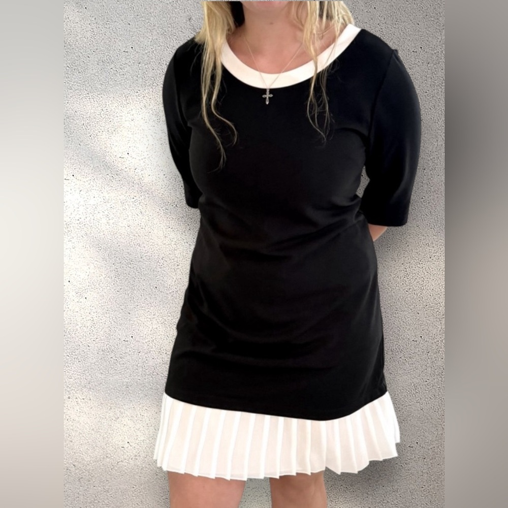 VENUS Black Mini Dress with White Trim and Pleated Hem